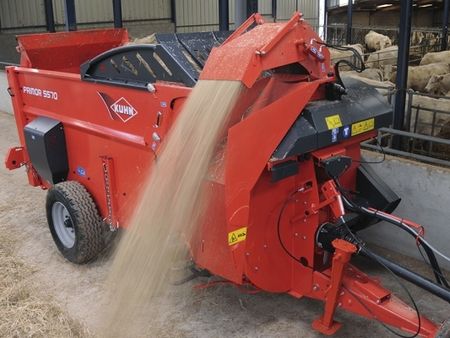 KHUN strømaskine i kostald | TBS Maskinpower